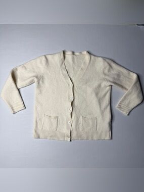 St George Women’s Soho Cardigan Sweater Made in Italy V-Neck Wool Cardigan